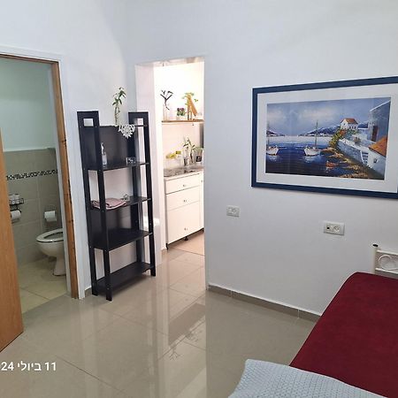 הבית הירוק Hotel Karmiël Buitenkant foto