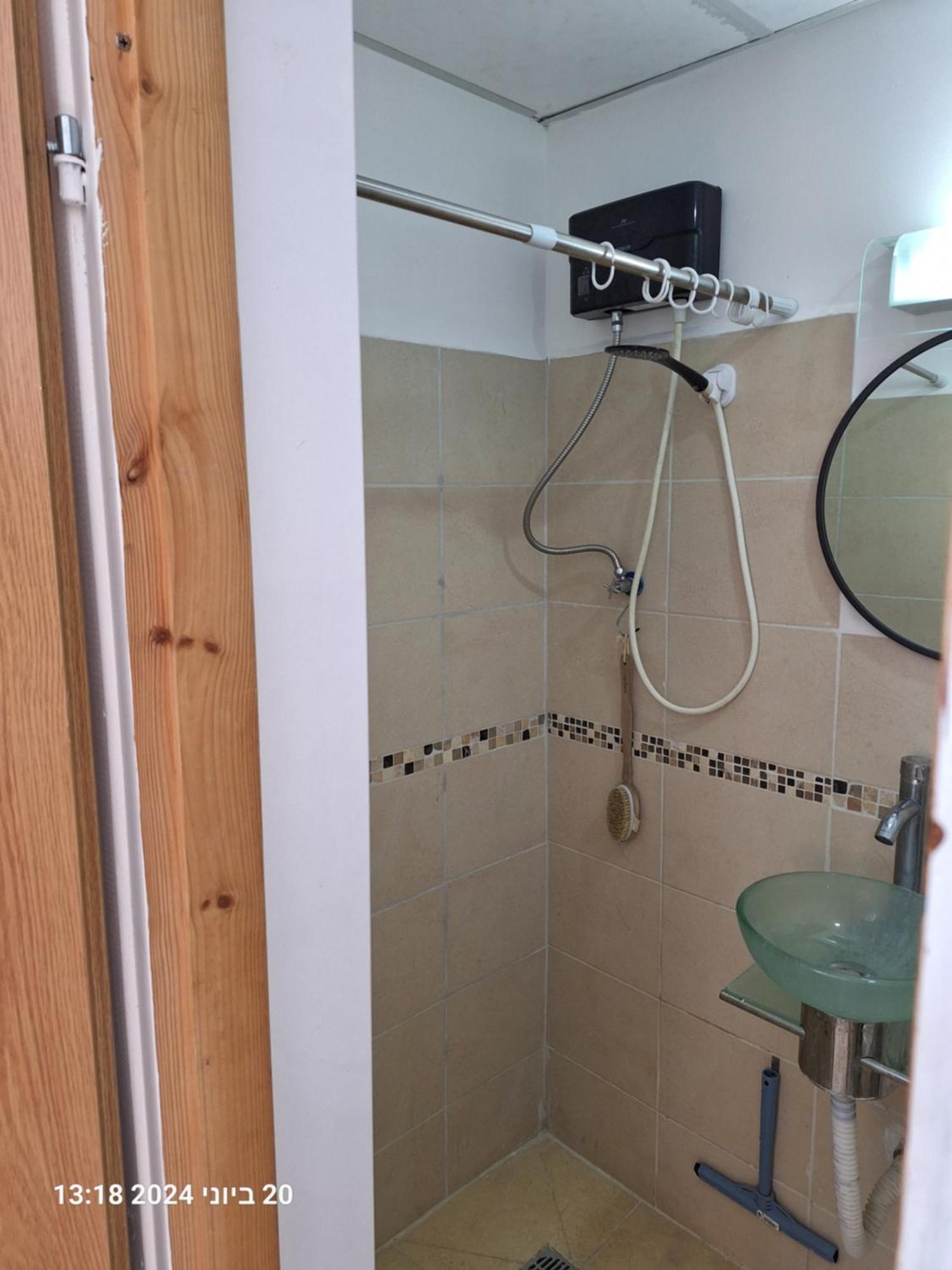 הבית הירוק Hotel Karmiël Buitenkant foto